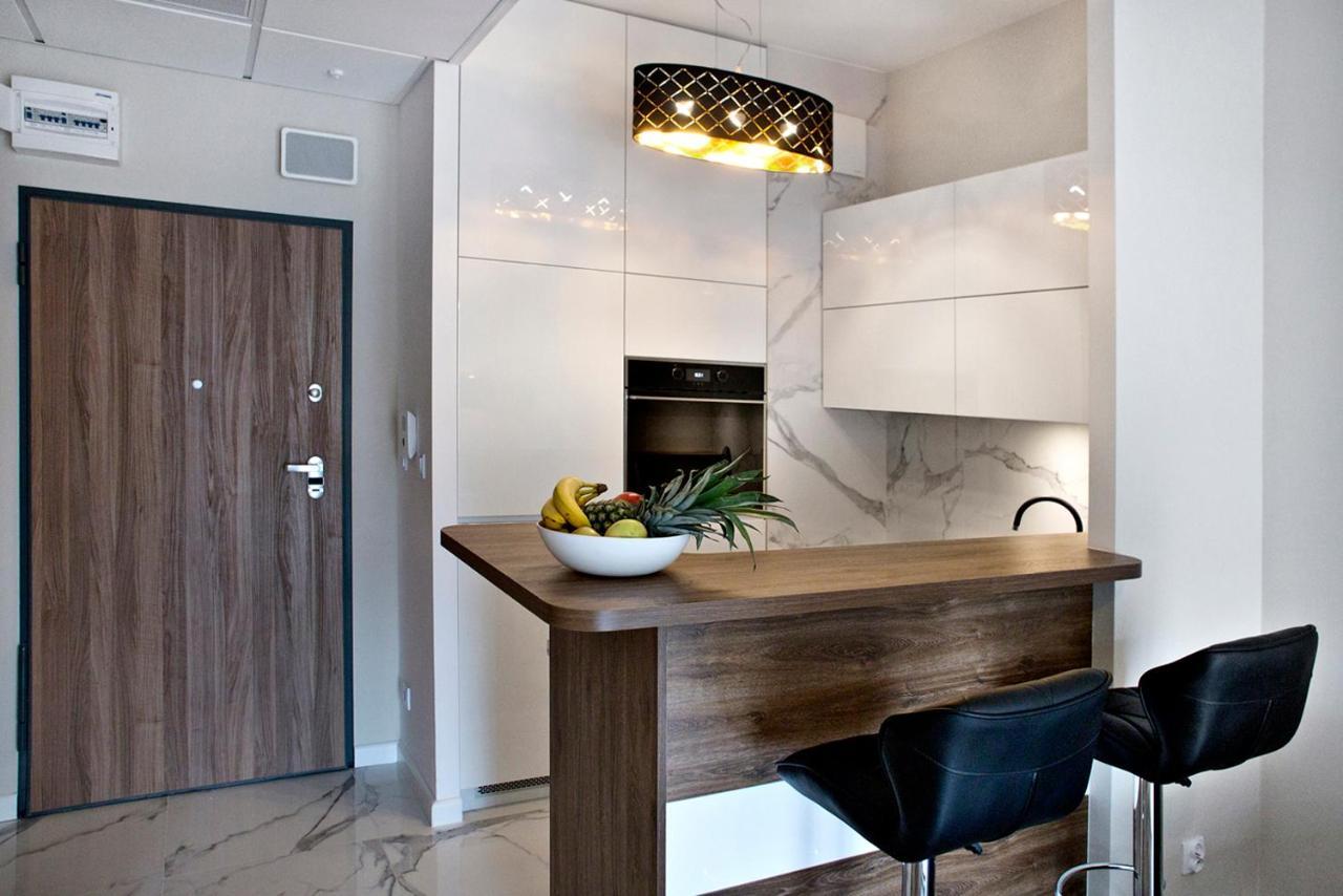 Prymasa Tysiaclecia - P&O Serviced Apartments Warszawa Eksteriør billede