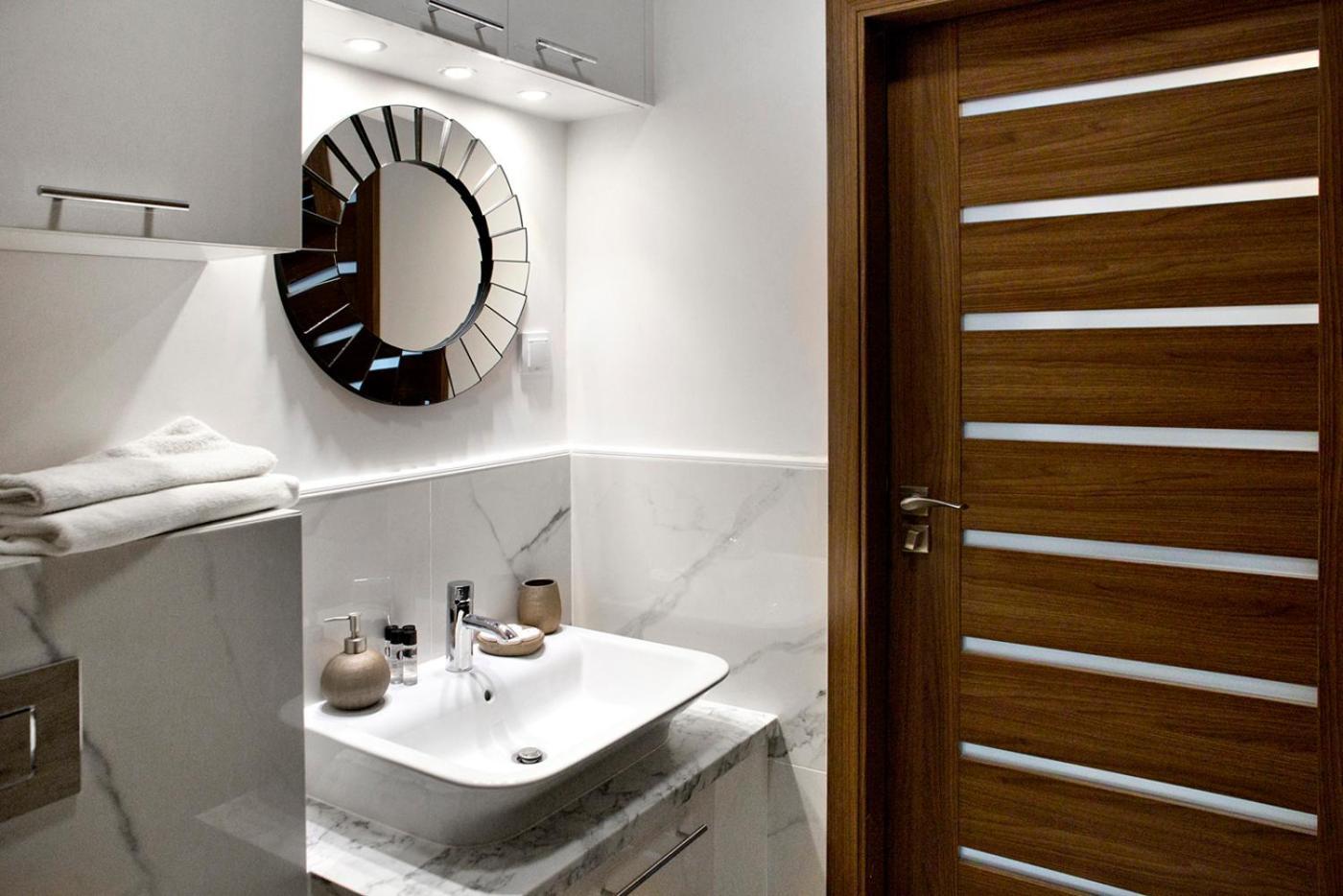 Prymasa Tysiaclecia - P&O Serviced Apartments Warszawa Værelse billede