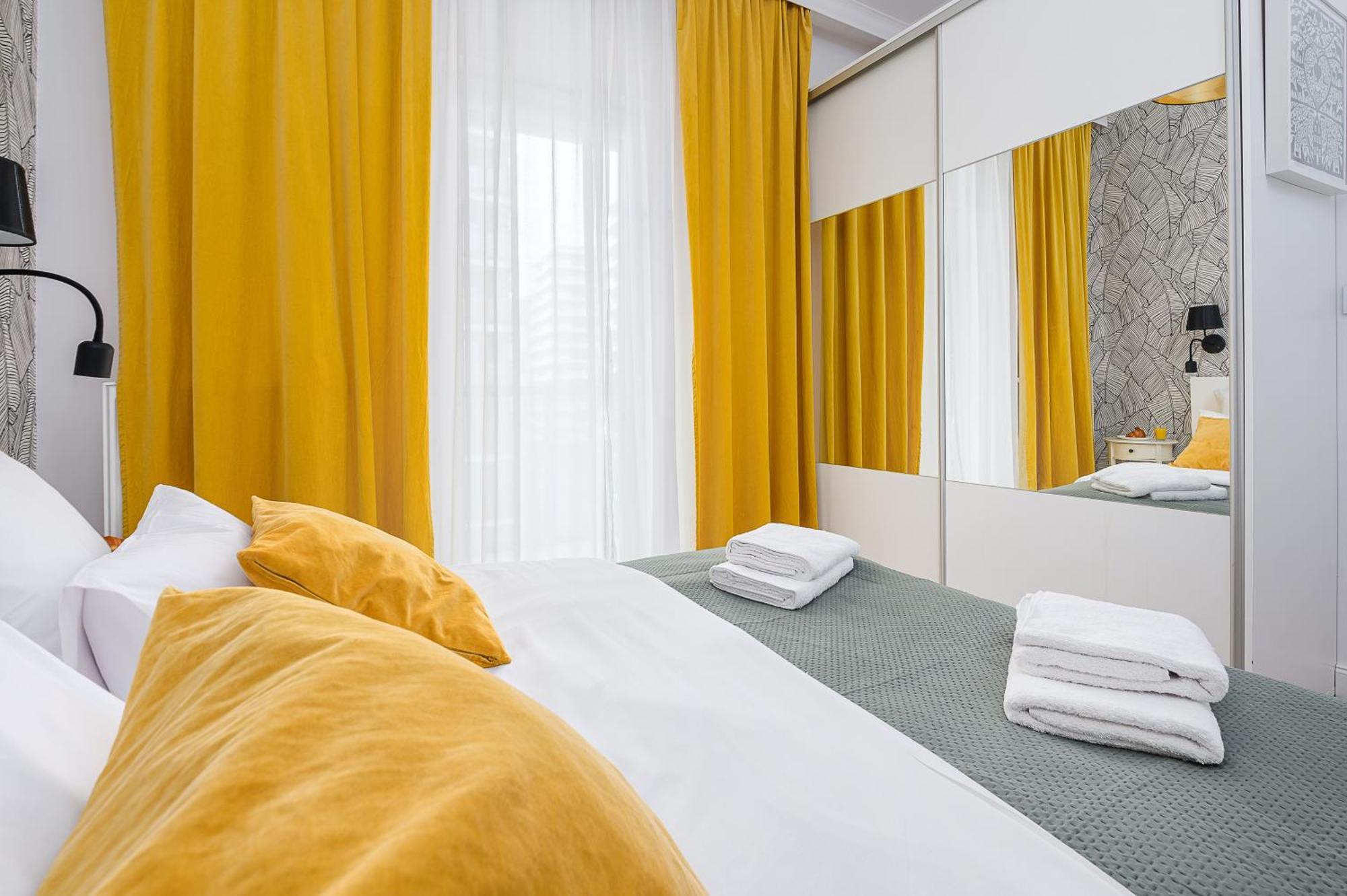 Prymasa Tysiaclecia - P&O Serviced Apartments Warszawa Eksteriør billede